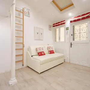  Apartment Superb Tiny House In Heart Of 1st!
