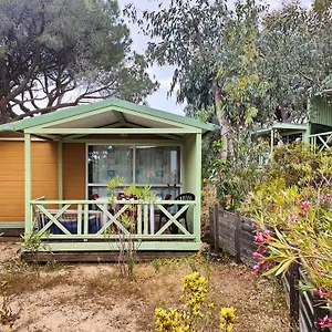 https://camping-la-croix-du-sud.fr-provencehotel.com