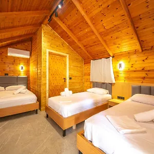 Shen Nikolla Camping Dhërmi