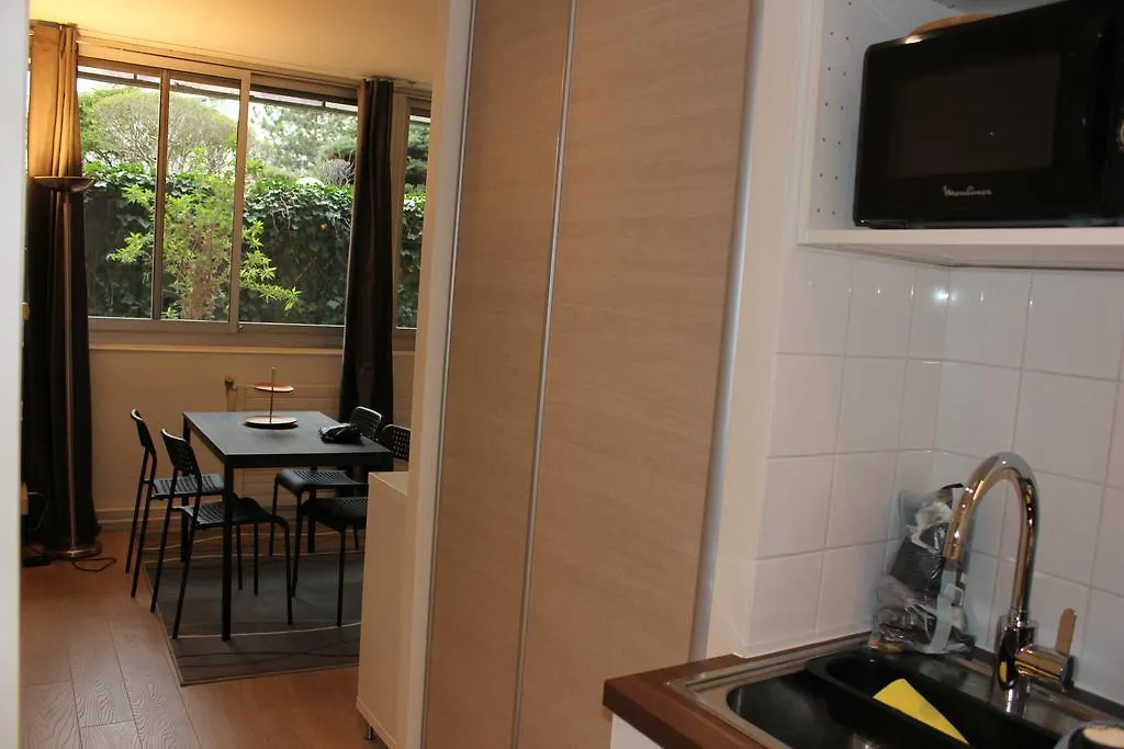 Apartament Tour Eiffel Grenelle Paryż Francja