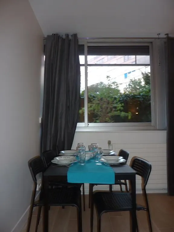 Apartamento Tour Eiffel Grenelle París 0*,  Francia